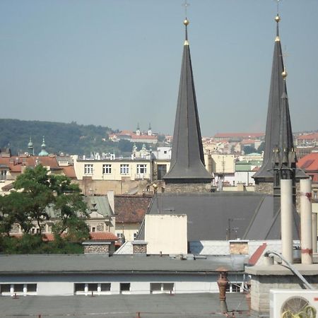 Pension Unie Prague Ngoại thất bức ảnh