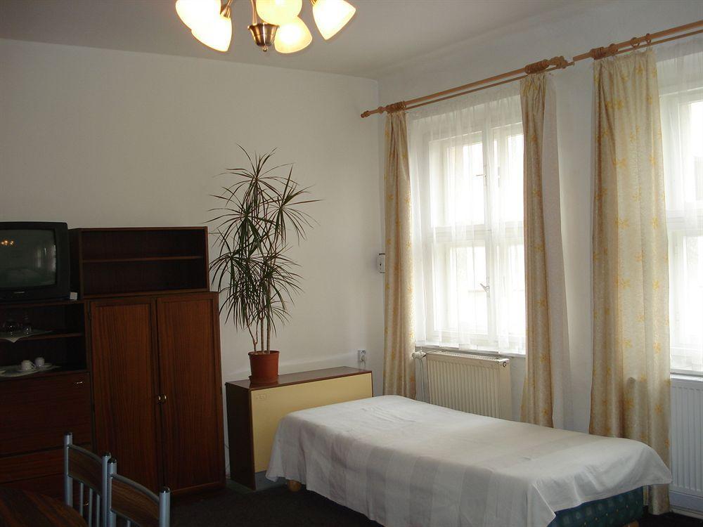 Pension Unie Prague Ngoại thất bức ảnh